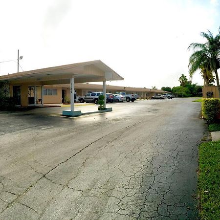 Coral Roc Motel Флорида-Сіті Екстер'єр фото